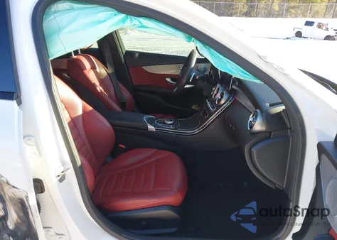 2020 Mercedes-Benz C 300 4Matic z USA, uszkodzony, nr VIN W1KWF8EB5LR598156